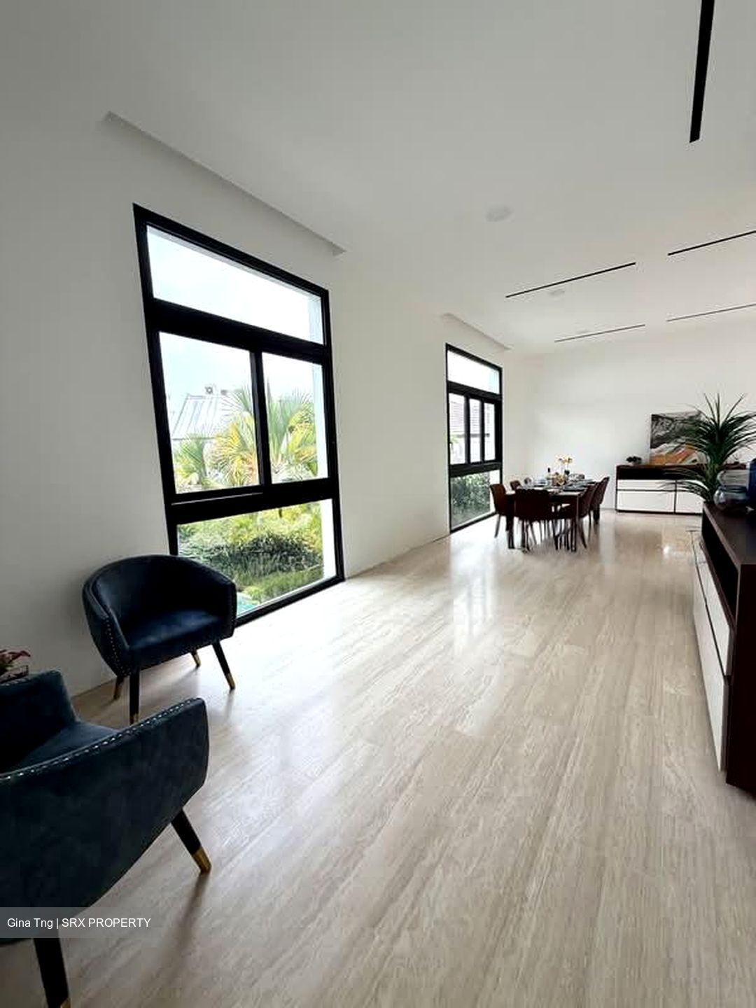 Grove Drive (D10), Detached #550088001